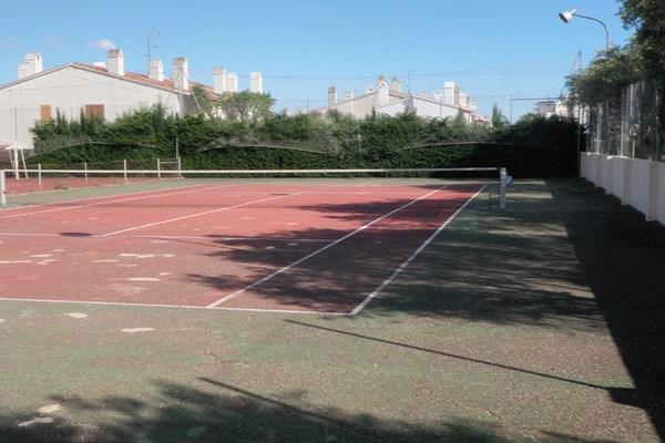 Apartsalou Cambrils Jupiter 外观 照片