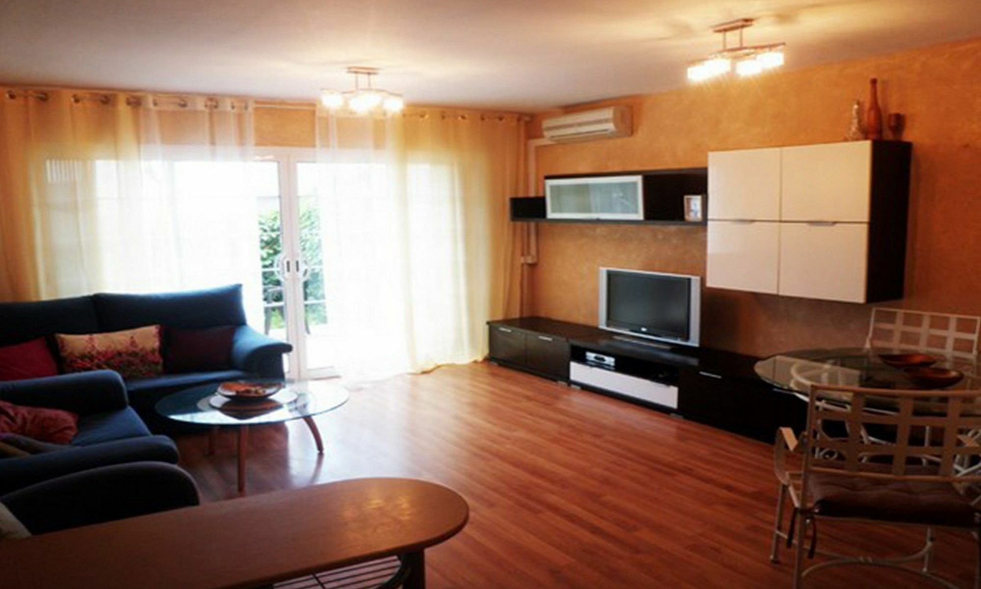 Apartsalou Cambrils Jupiter 外观 照片